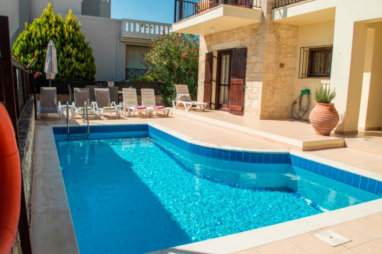 Villa Darmarohori Homeleader ภายนอก รูปภาพ