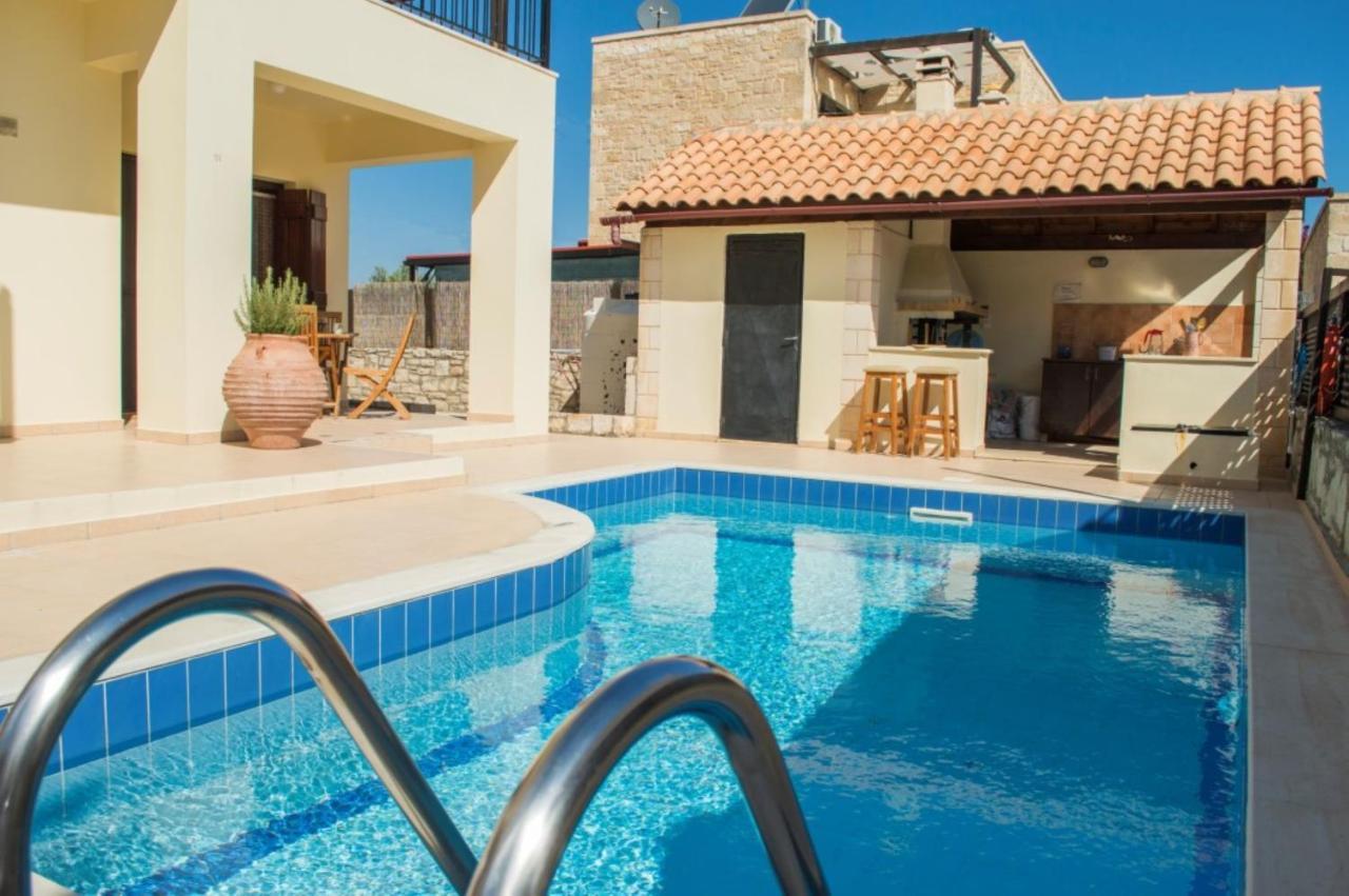 Villa Darmarohori Homeleader ภายนอก รูปภาพ